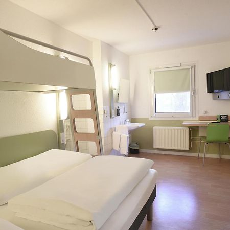 B&B Hotel Rostock-Broderstorf Luaran gambar